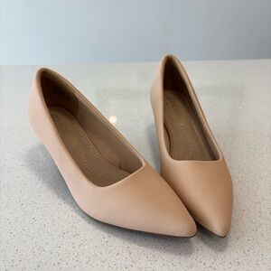 Dream Pairs Nude Pointed-Toe Heels